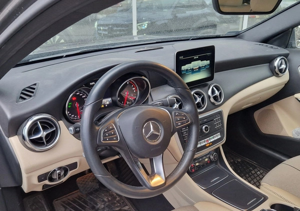 Mercedes-Benz GLA cena 99900 przebieg: 78595, rok produkcji 2017 z Ciężkowice małe 106